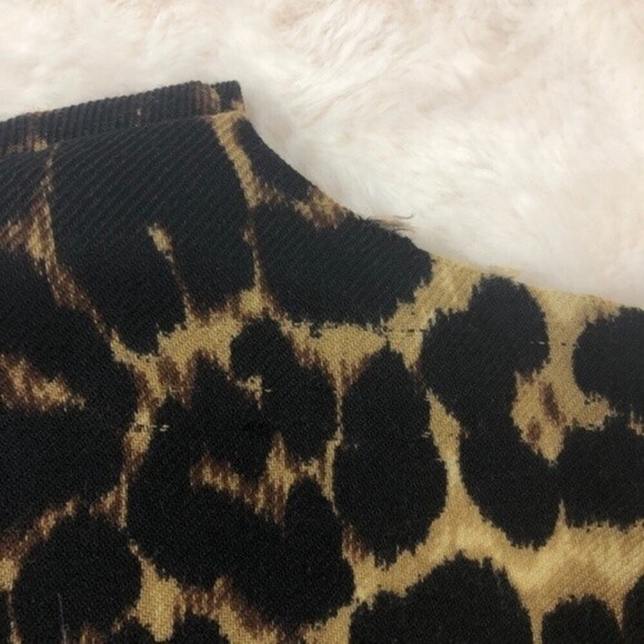 Lafayette 148 | Demetria Leopard Wool Surplice Top - Picture 6 of 8